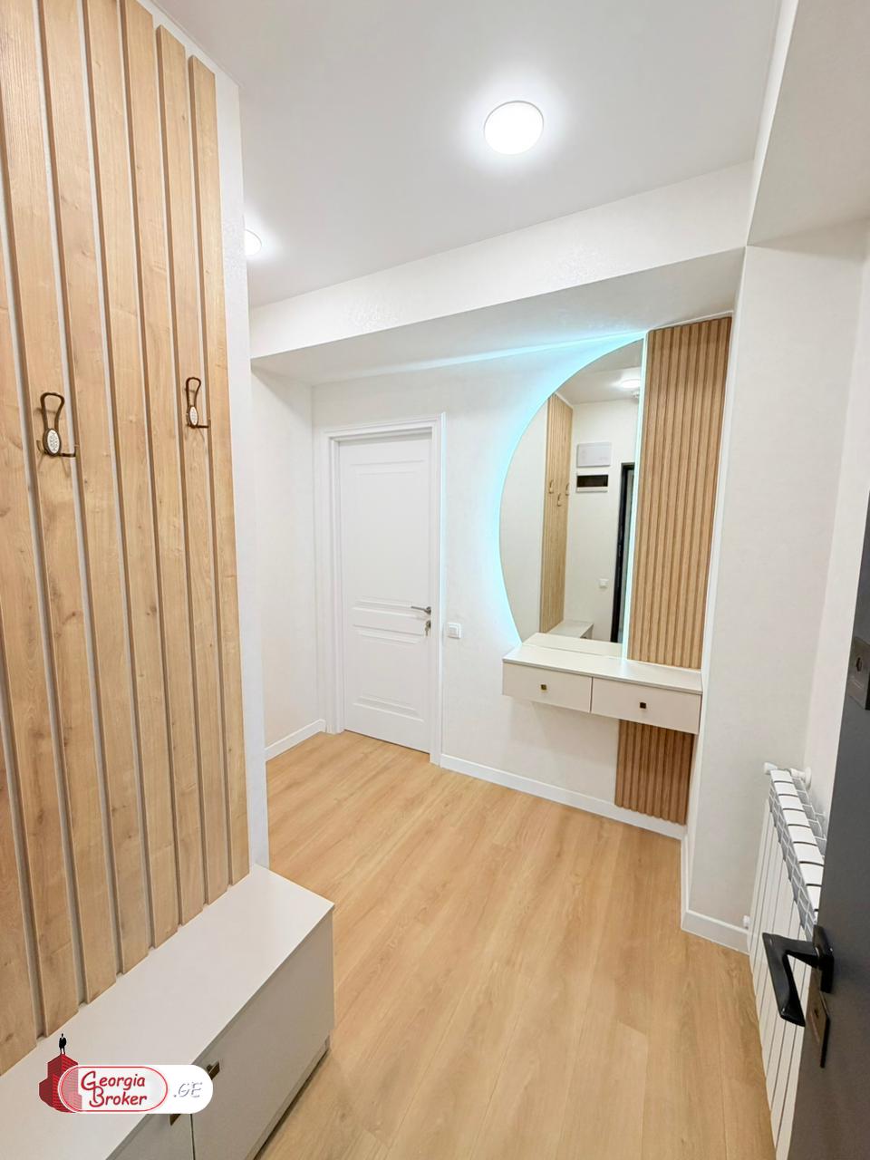 nearly repaired 3-room apartment for sale